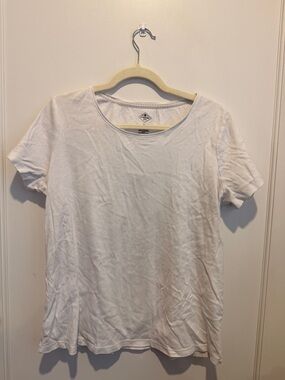 St. John's Bay White Scoop Neck Short Sleeve Tee